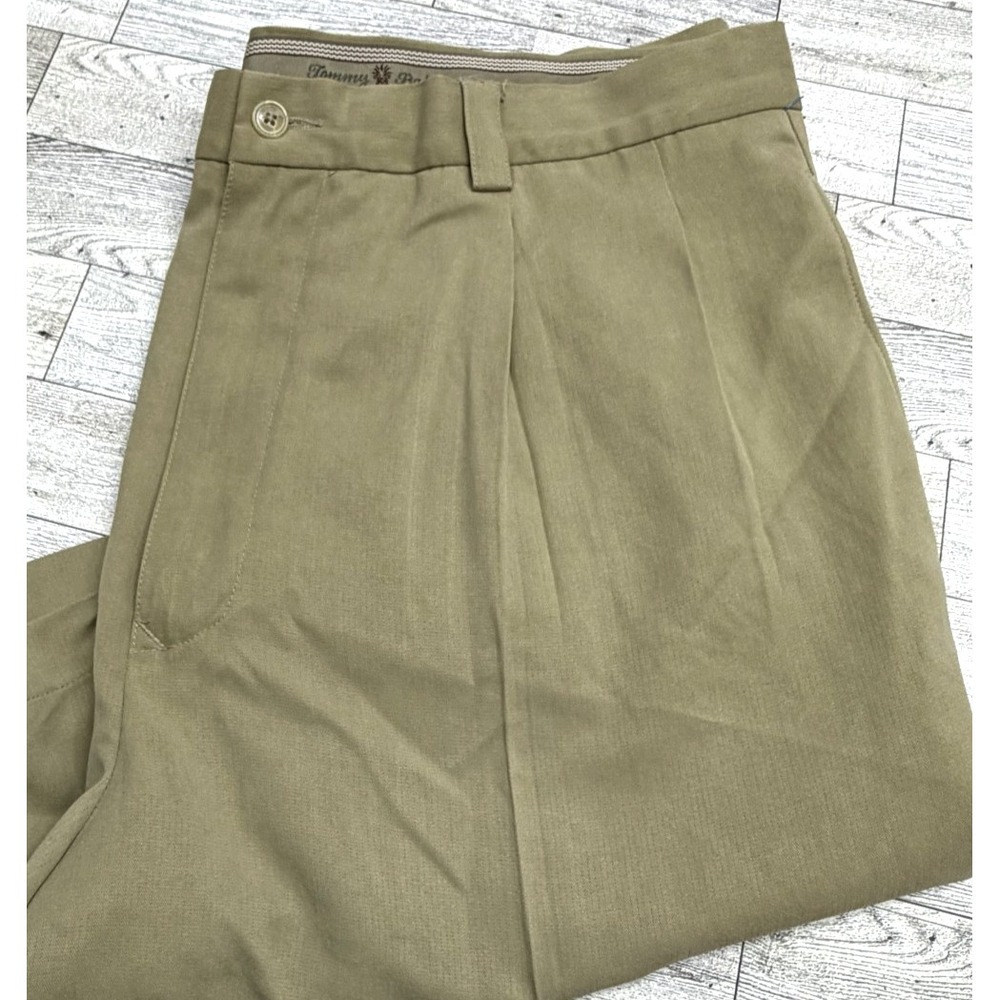 Tommy Bahama Shorts Mens 38 Tan Khaki 100% Silk Flat Front Bermuda Casual Preppy